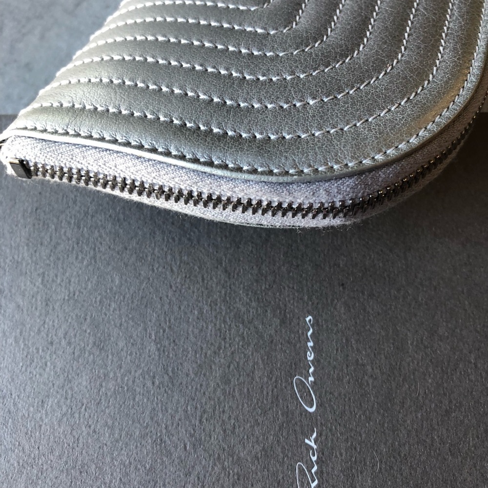 RICK OWENS LARRY LEATHER ZIP POUCH /UNISEX - Picture 4 of 8
